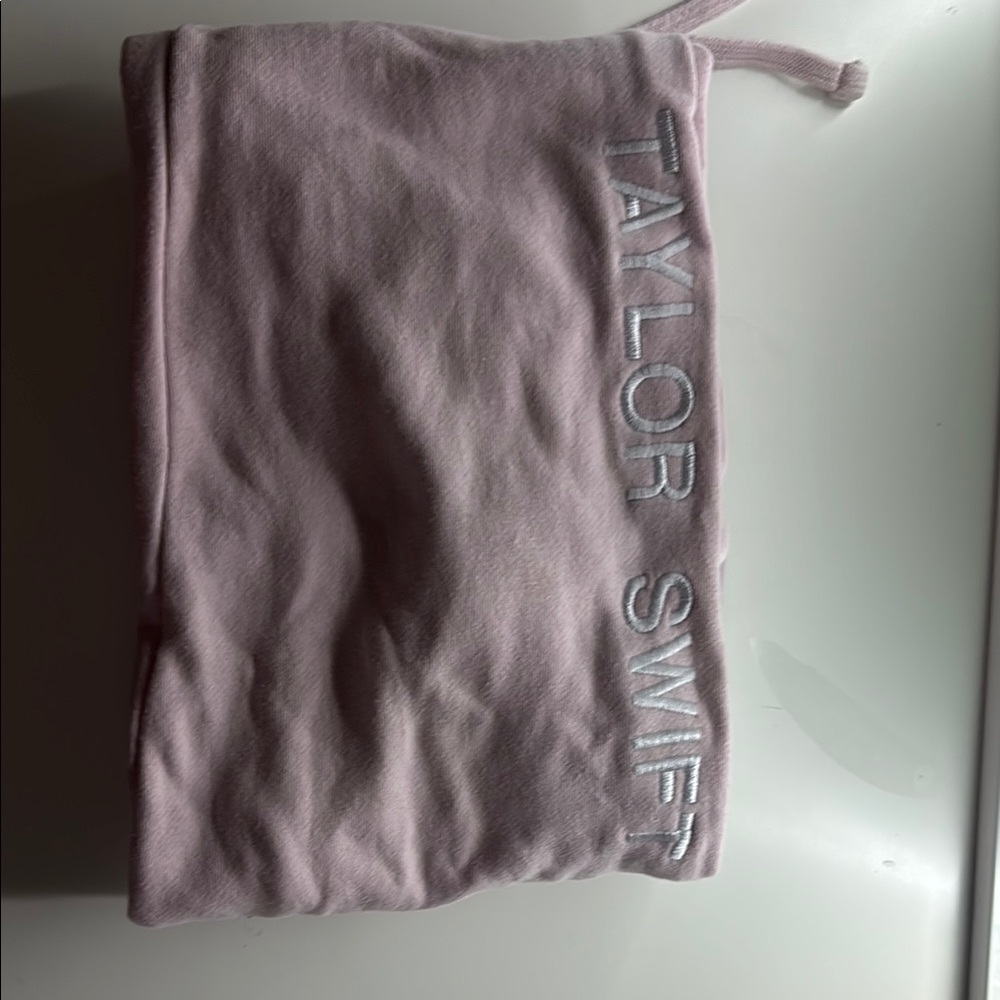 Taylor Swift Pink Sweatpants - Lover era - size medium!